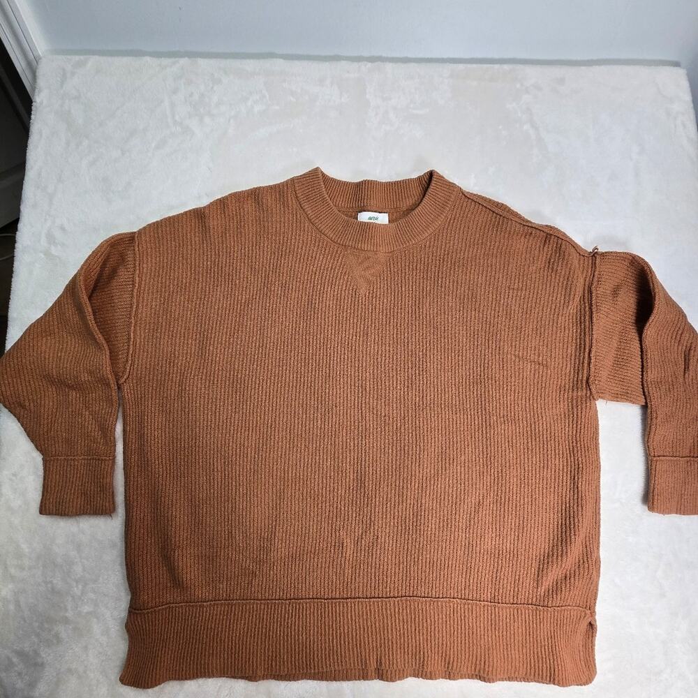 Aerie brown three quarter sleeve sweater size small oversized